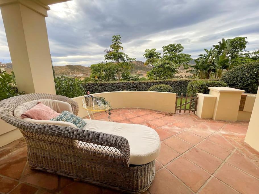 Luxurious 2 Bedroom Apartment With Spa Facilities Benahavís Exterior foto